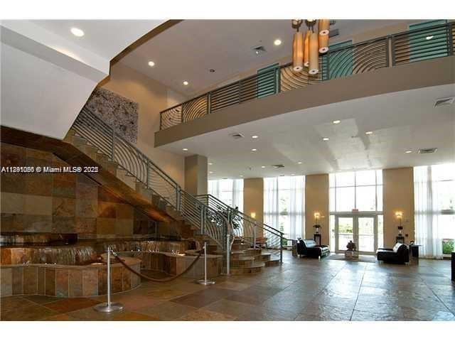 Building Photo - 1745 E Hallandale Beach Blvd