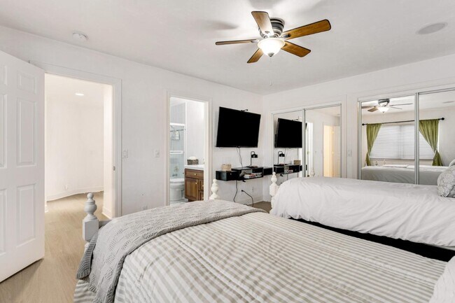 Building Photo - 1 Overlook Pl