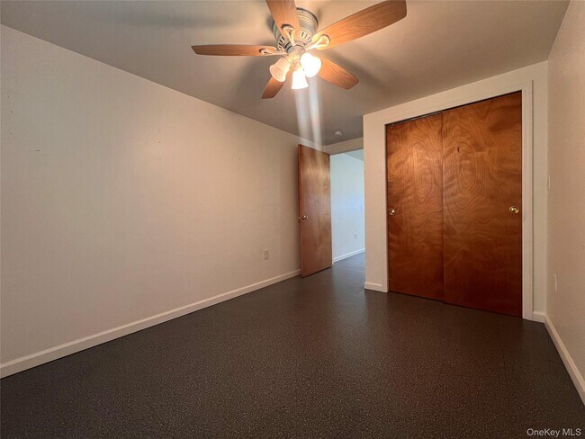 Building Photo - 5994 US-44