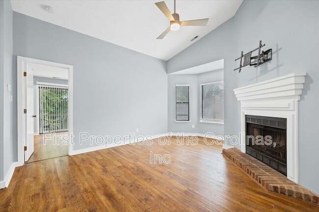 Building Photo - 4130-L Charlotte Hwy