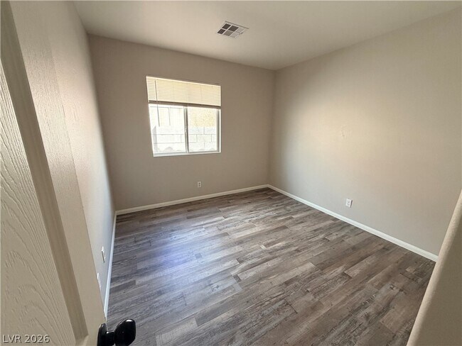 Building Photo - 765 Donelle Ave