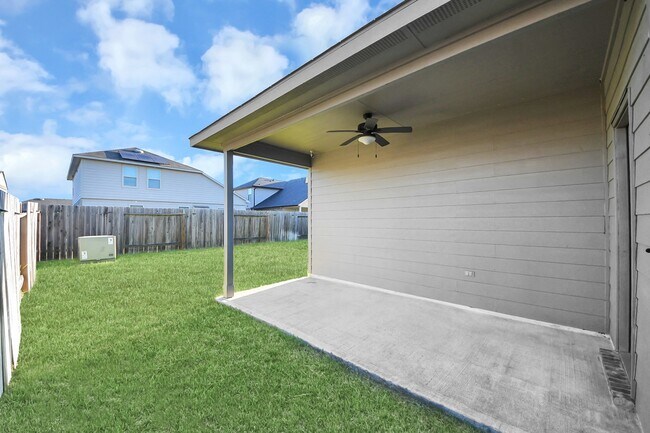 Building Photo - 21234 Bellaria Summit Trail