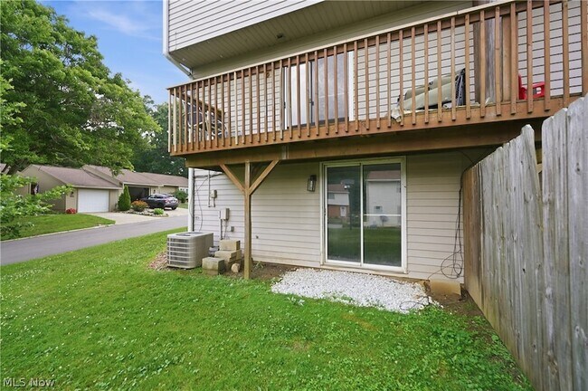 Building Photo - 1326 Aarons Way