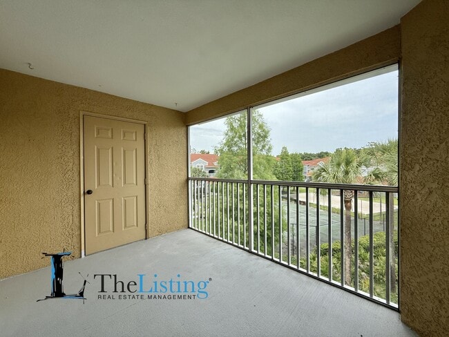Building Photo - 18001 Richmond Pl Dr