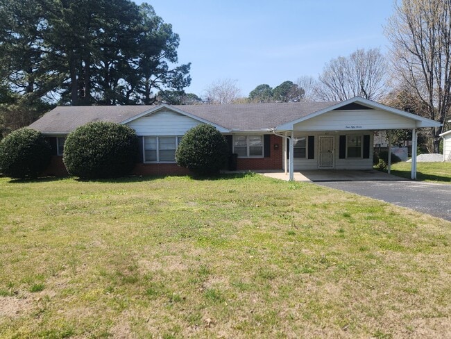 Building Photo - 457 Wallace Rd