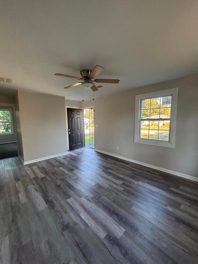 Building Photo - 2006 Scott Rd