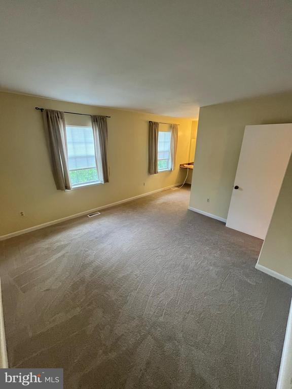 Building Photo - 634 Glynlee Ct