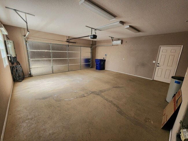 Building Photo - 3635 Arroyo Verde St