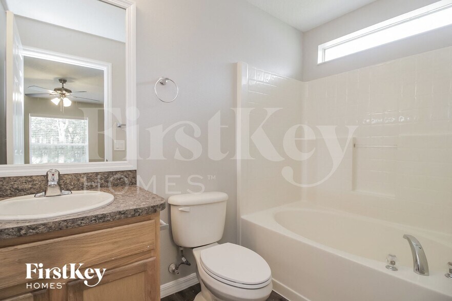 Building Photo - 5771 Cinnamon Fern Blvd