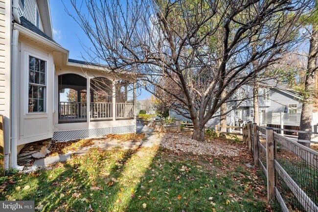 Building Photo - 46564 Hampshire Station Dr