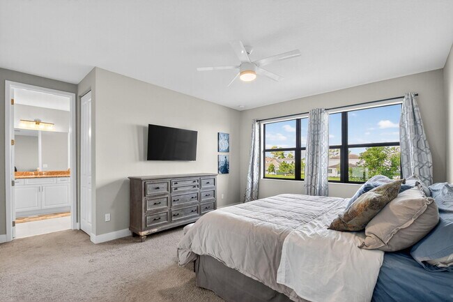 Building Photo - 7303 Estero Dr