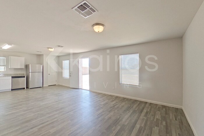 Building Photo - 3612 Koval Dr