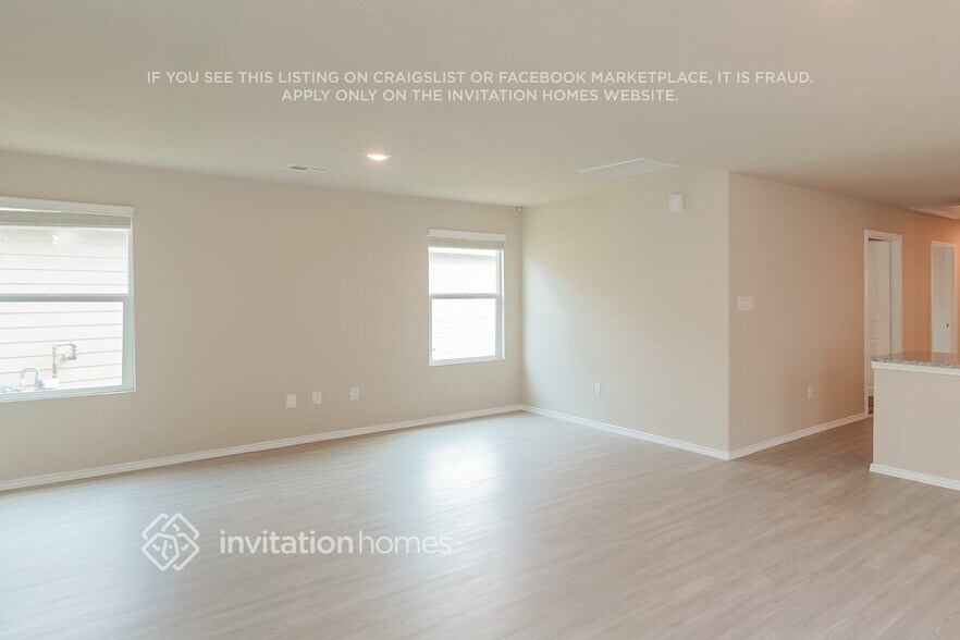 Building Photo - 13714 Bucket Way