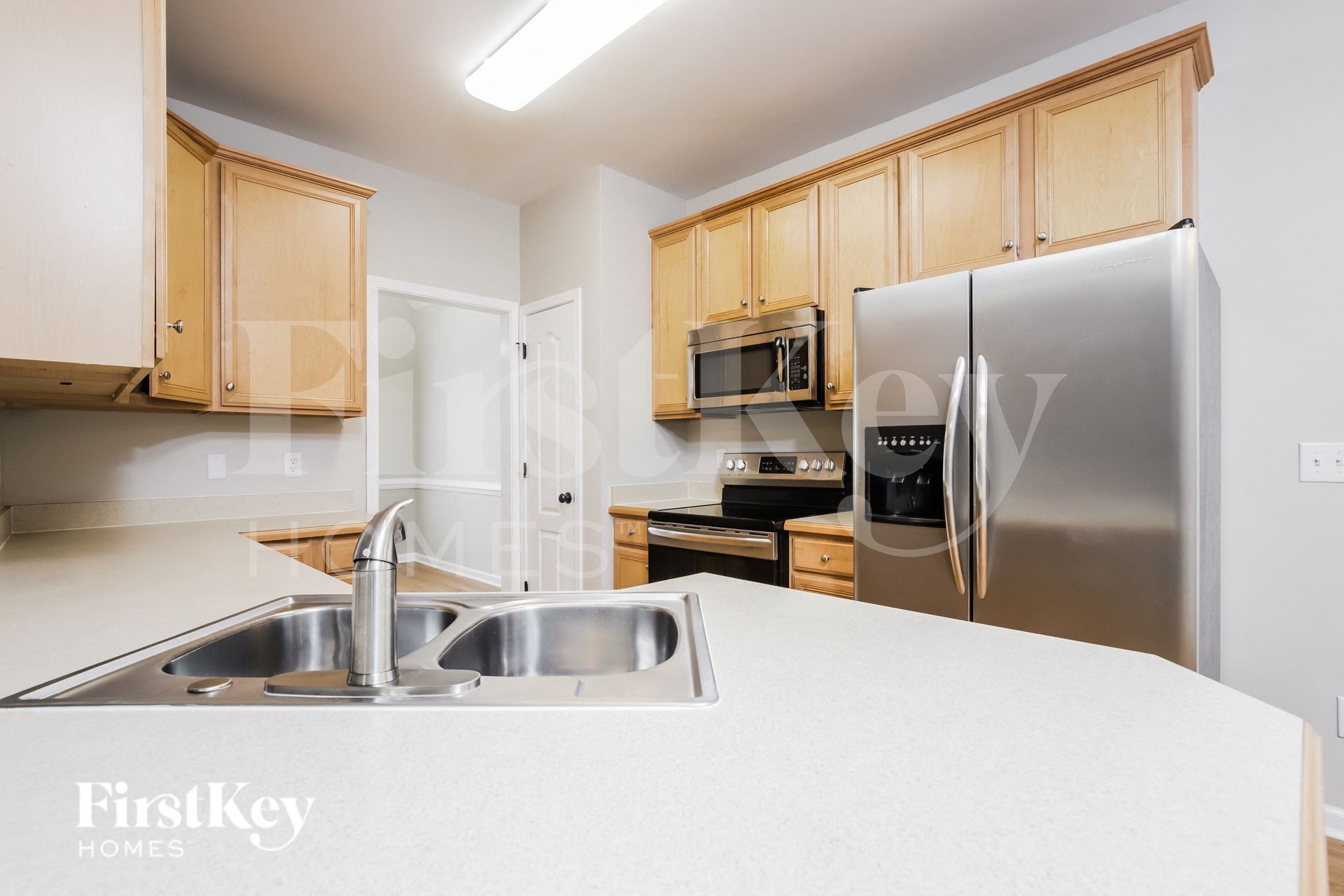 Building Photo - 2285 Glen Cove Way