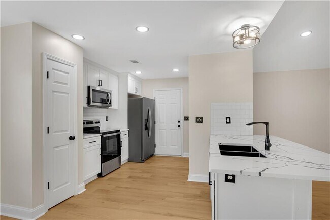 Building Photo - 89 Reisling Dr