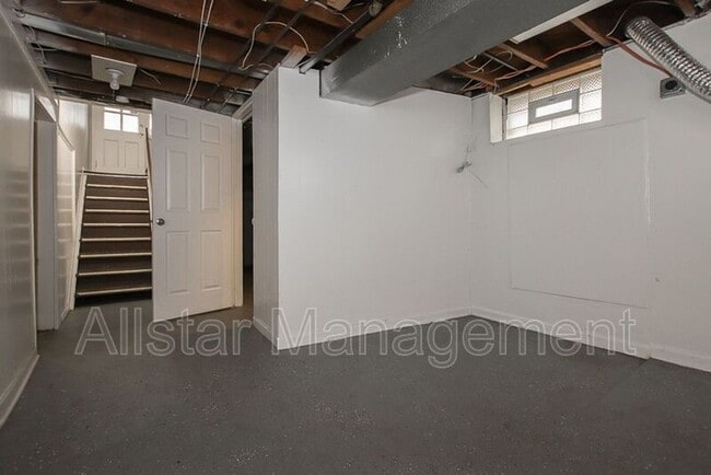 Building Photo - 4607 Lincoln Ave