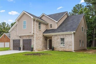 Building Photo - 3405 Summer Brooke Way