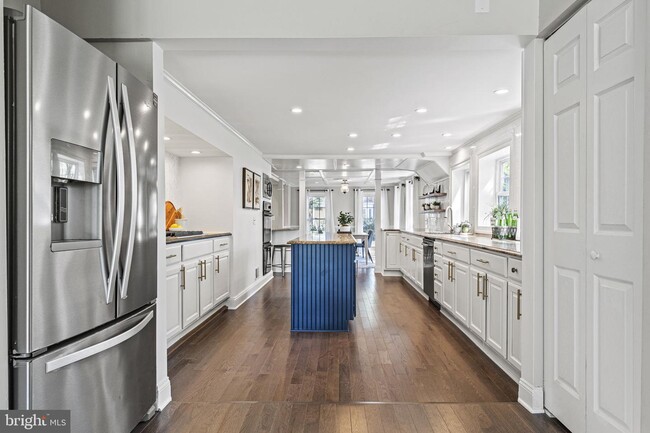 Building Photo - 4 High St