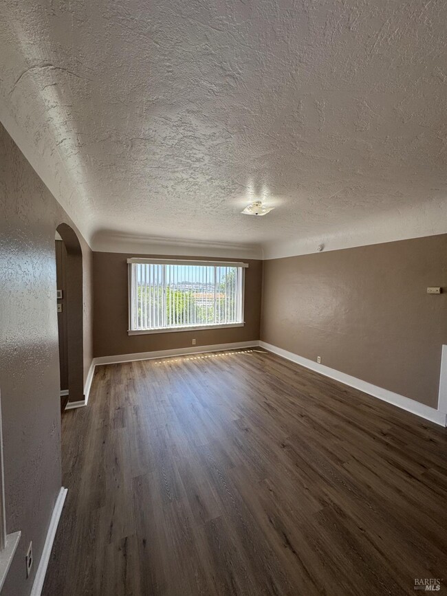 Building Photo - 158 Farragut Ave
