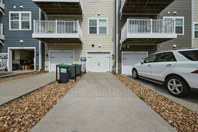 Building Photo - 4227 Saunders Tavern Trl