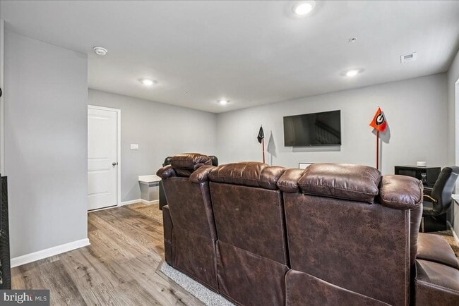 Building Photo - 6619 Darter Wy