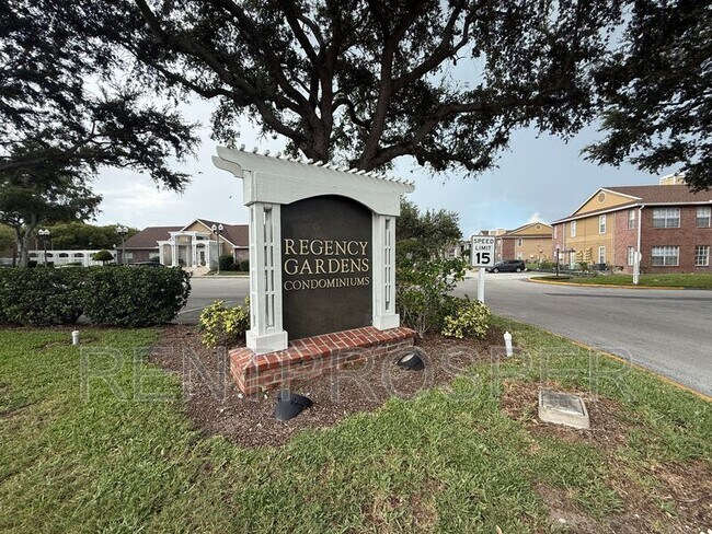Building Photo - 5501 Rosebriar Way