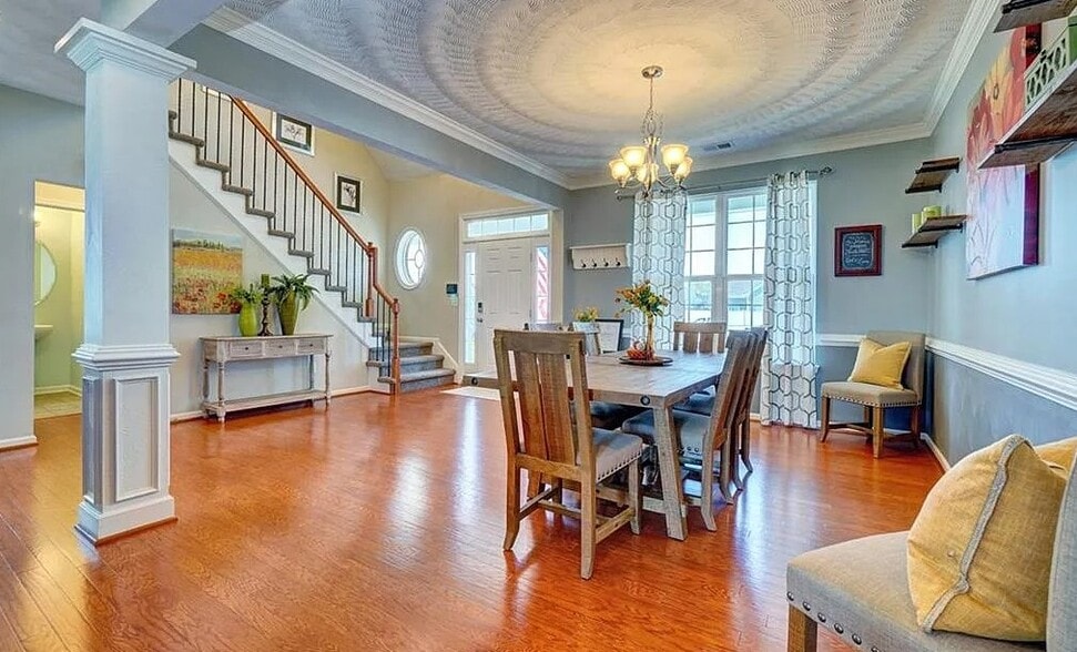 Building Photo - 561 Graphite Trl