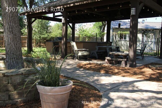 Building Photo - 29073 Bulverde Rd