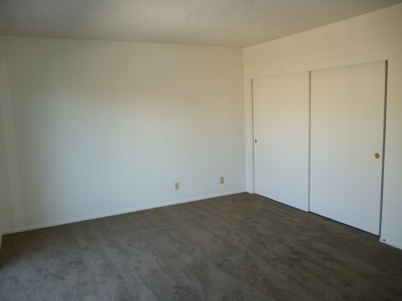 Building Photo - 2286 Pacific Ave