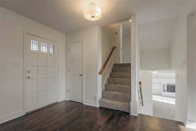 Front entrance - 1131 NE Oak Tree Dr