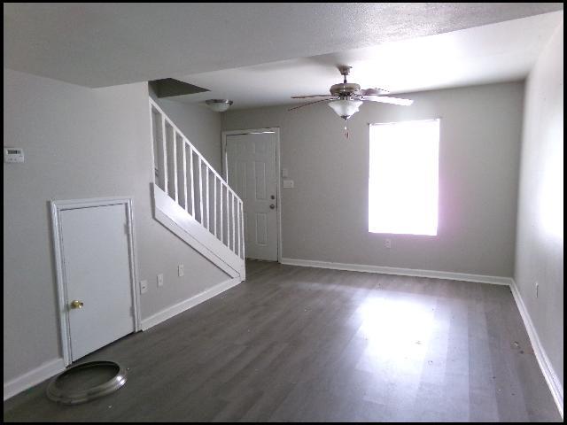Building Photo - 101 Ellis Dr