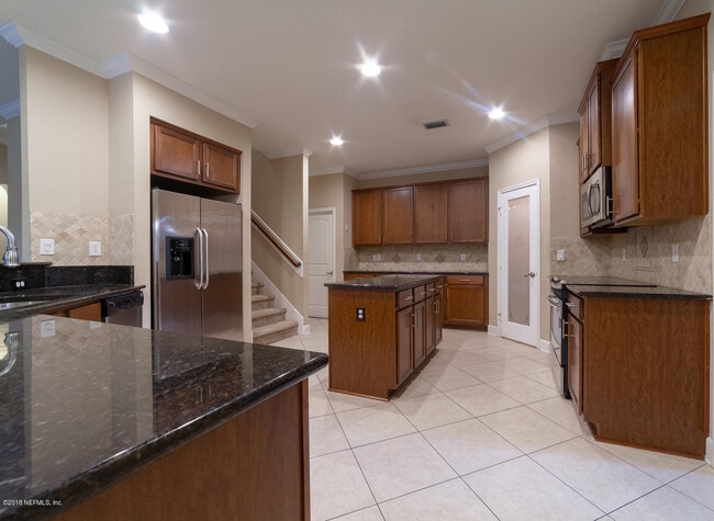 Building Photo - 732 Castledale Ct