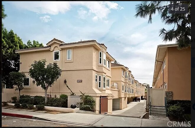 Building Photo - 377 Avocado St