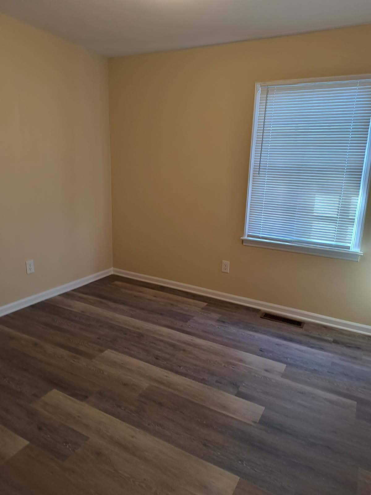 Bedroom - 1211 Boyer St