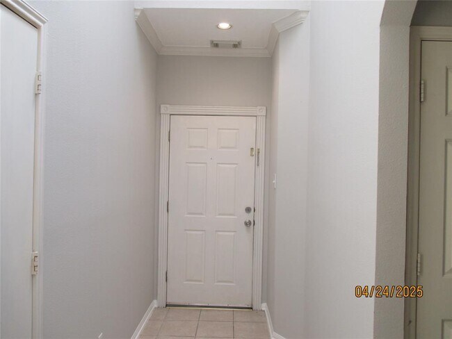Building Photo - 5531 Poplar Terrace Ln