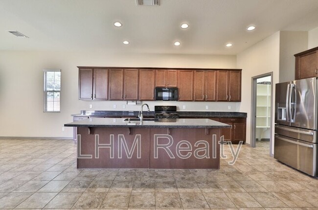 Building Photo - 3156 E Austin Dr