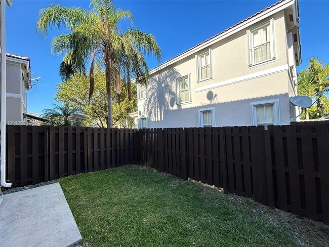 Building Photo - 12515 SW 124th Path