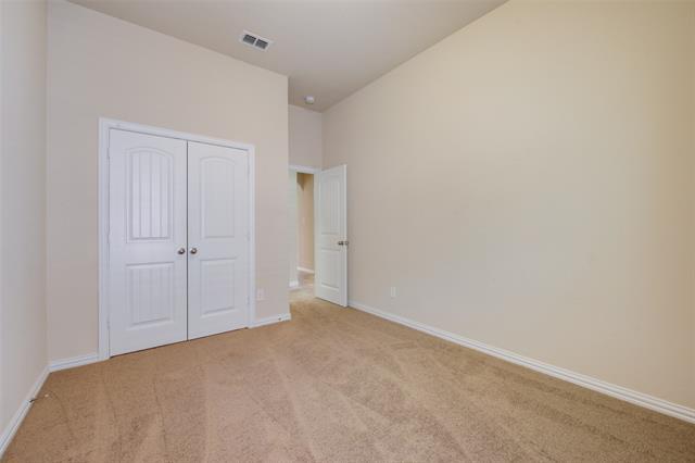 Building Photo - 8856 Devonshire Dr