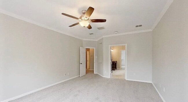 Building Photo - Charming 4-Bedroom Home with Modern Comforts & Spacious Living