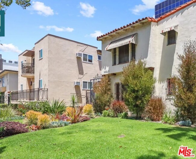 Building Photo - 8433 Blackburn Ave