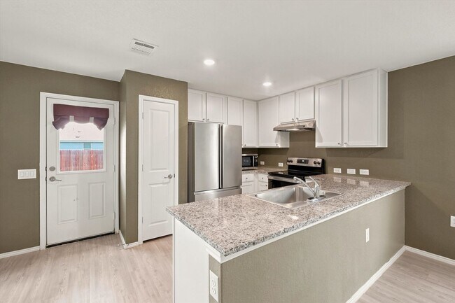 Building Photo - 13118 Levi Ter
