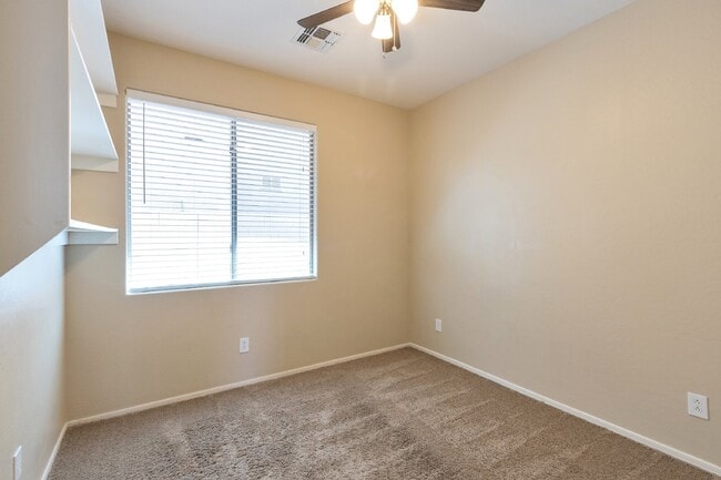 Building Photo - Lovely Anthem home on quiet cul-de-sac  no...