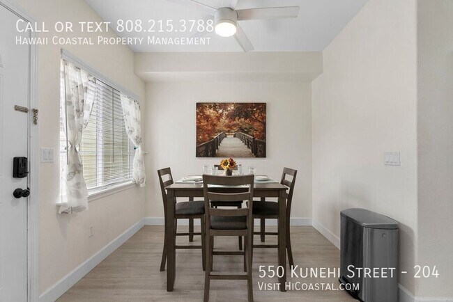 Building Photo - 550 Kunehi St