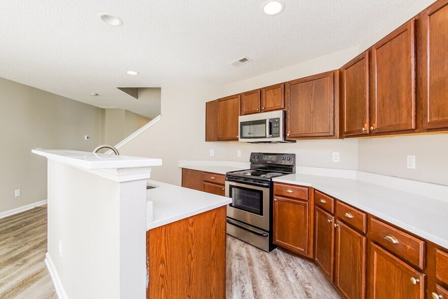 Building Photo - 2613 Quarry Ridge Ln