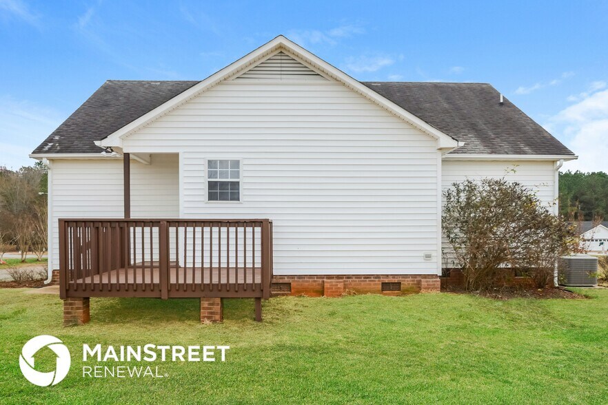 Building Photo - 86 Sommerset Dr