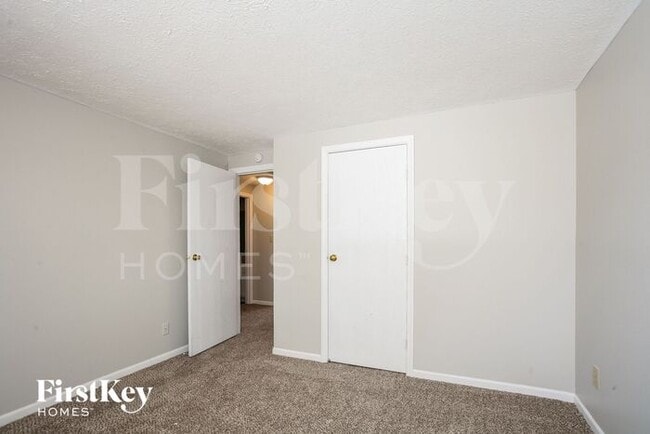 Building Photo - 1740 Shorter Dr