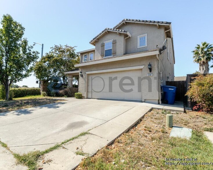 Primary Photo - 3301 Myna Way