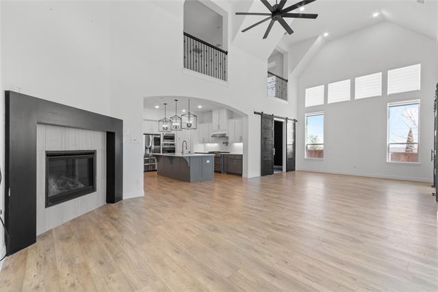 Building Photo - 3333 Alexandra Ln