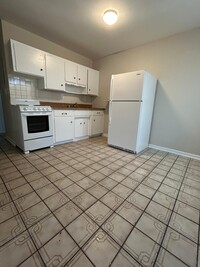Building Photo - 709 Gotham Ct