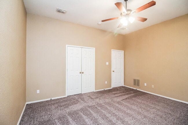 Building Photo - 4713 Baton Rouge Blvd
